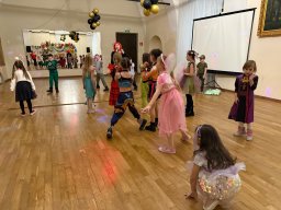 Bal karnawałowy na Zamku w Toszku klas 1b, 1c, 2c